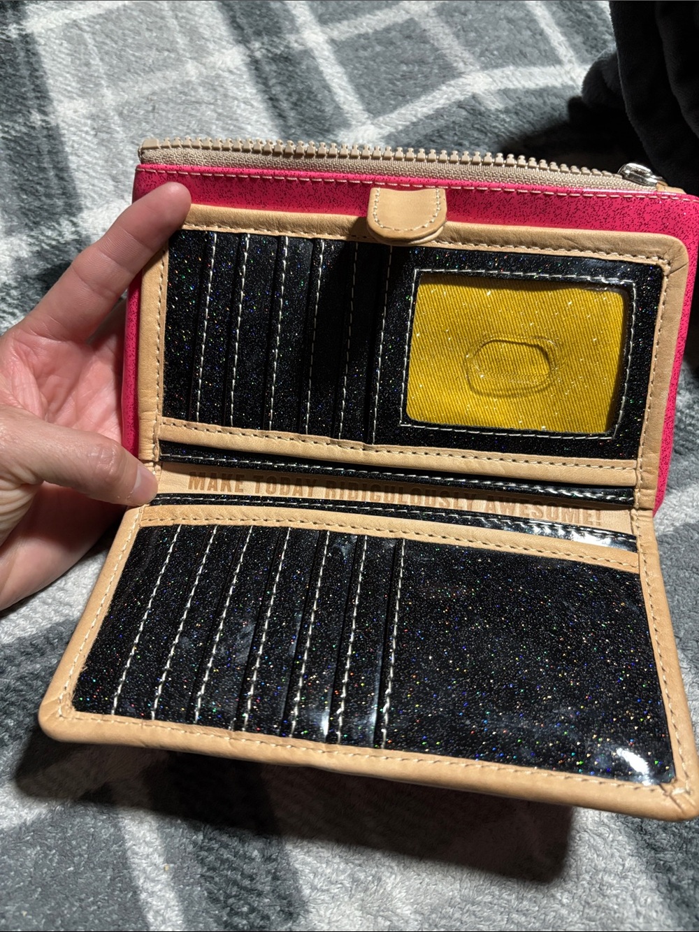 Consuela Hot Pink Glitter Wallet with Tan Trim brand new without tags - Picture 4 of 5